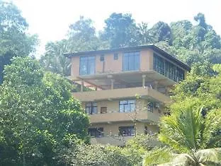 Kandy View Hotel 2*,  Sri Lanka